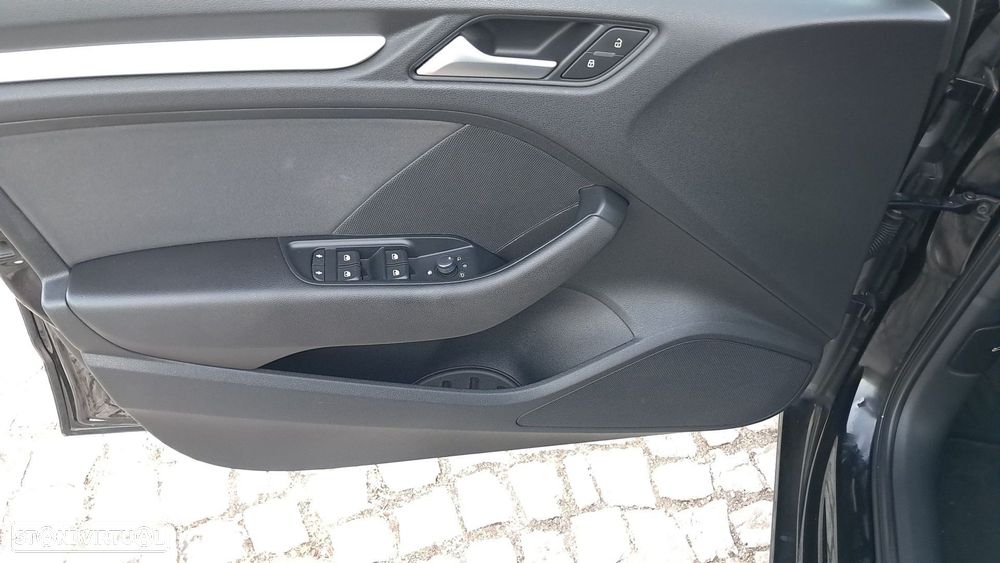 Audi A3 Sportback 1.6 TDI Sport - 16