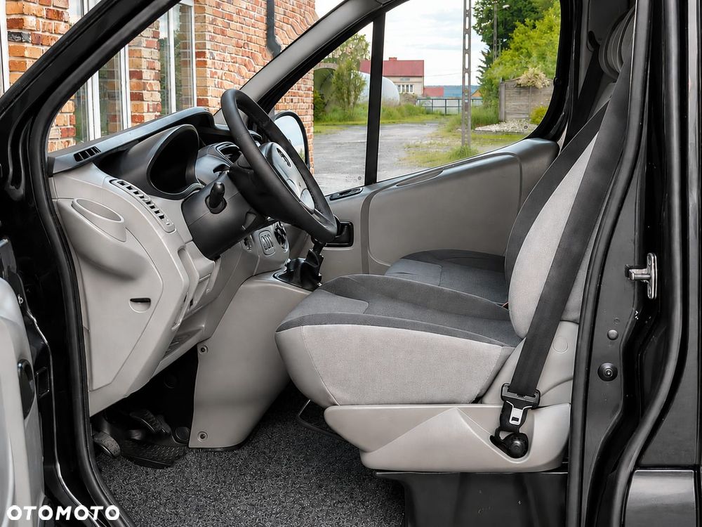 Opel VIVARO - 10