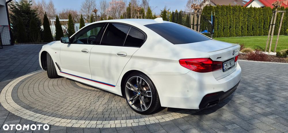 BMW Seria 5 M550d xDrive - 37
