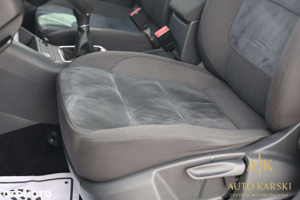 Volkswagen Tiguan - 32