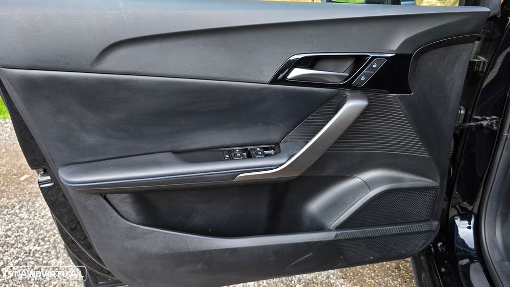 MG MG4 64 kWh Luxury - 7