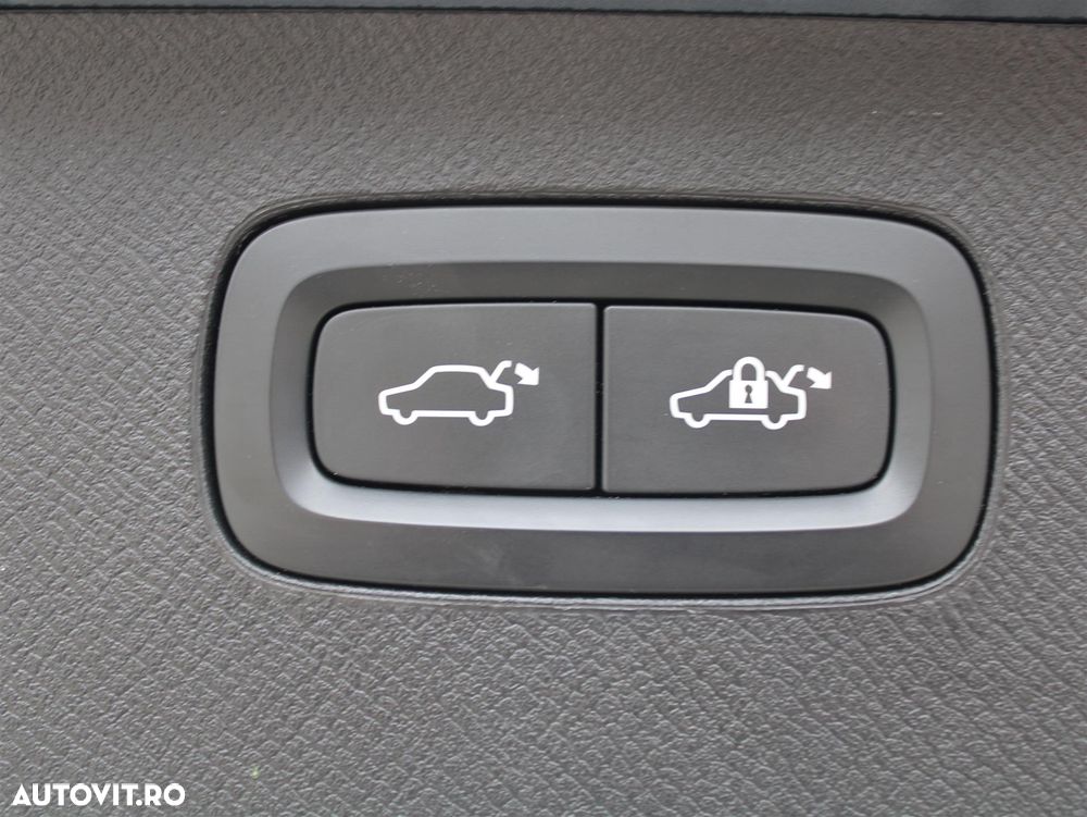 Volvo XC 90 B5 D AWD Geartronic Inscription - 24