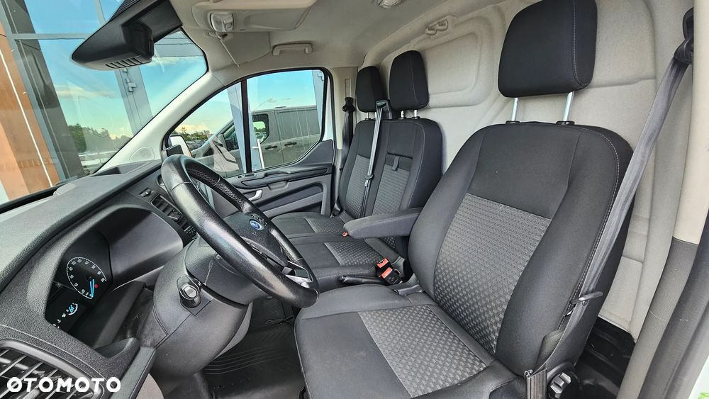 Ford Transit Custom - 9