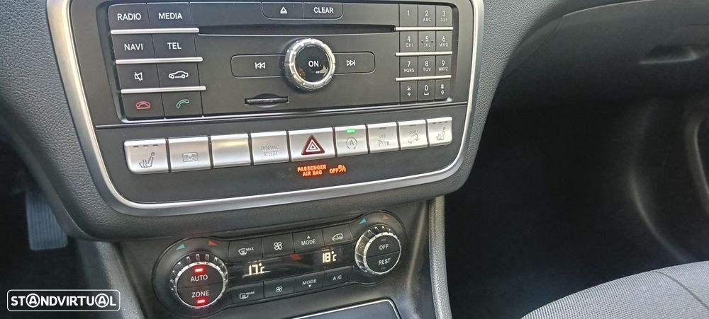 Mercedes-Benz GLA 220 4Matic 7G-DCT Style - 16