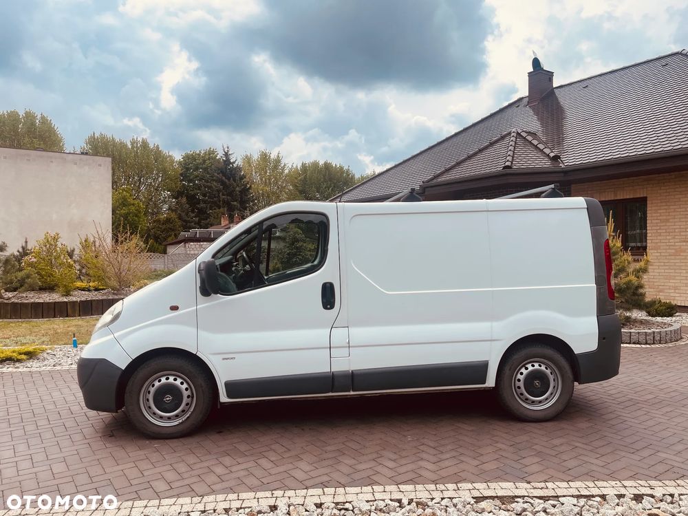 Opel Vivaro - 4