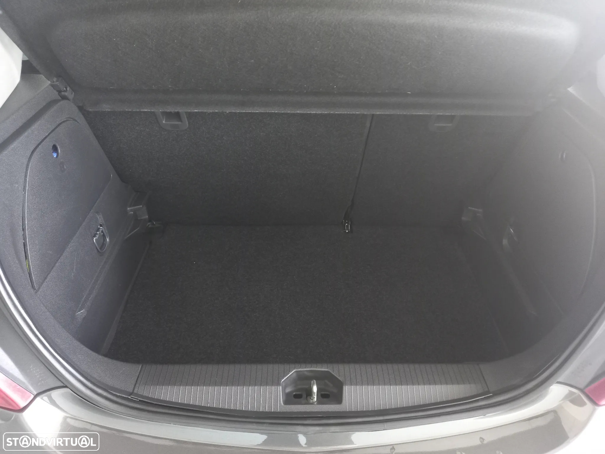 Opel Corsa 1.2 Enjoy FlexFuel - 19