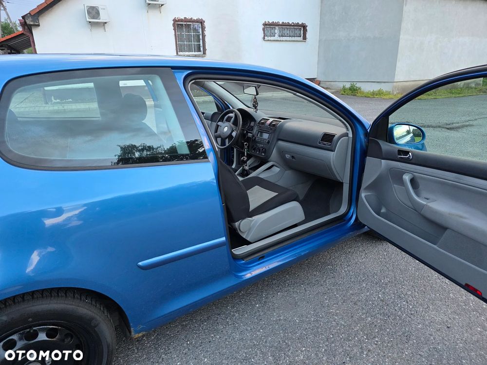 Volkswagen Golf - 16