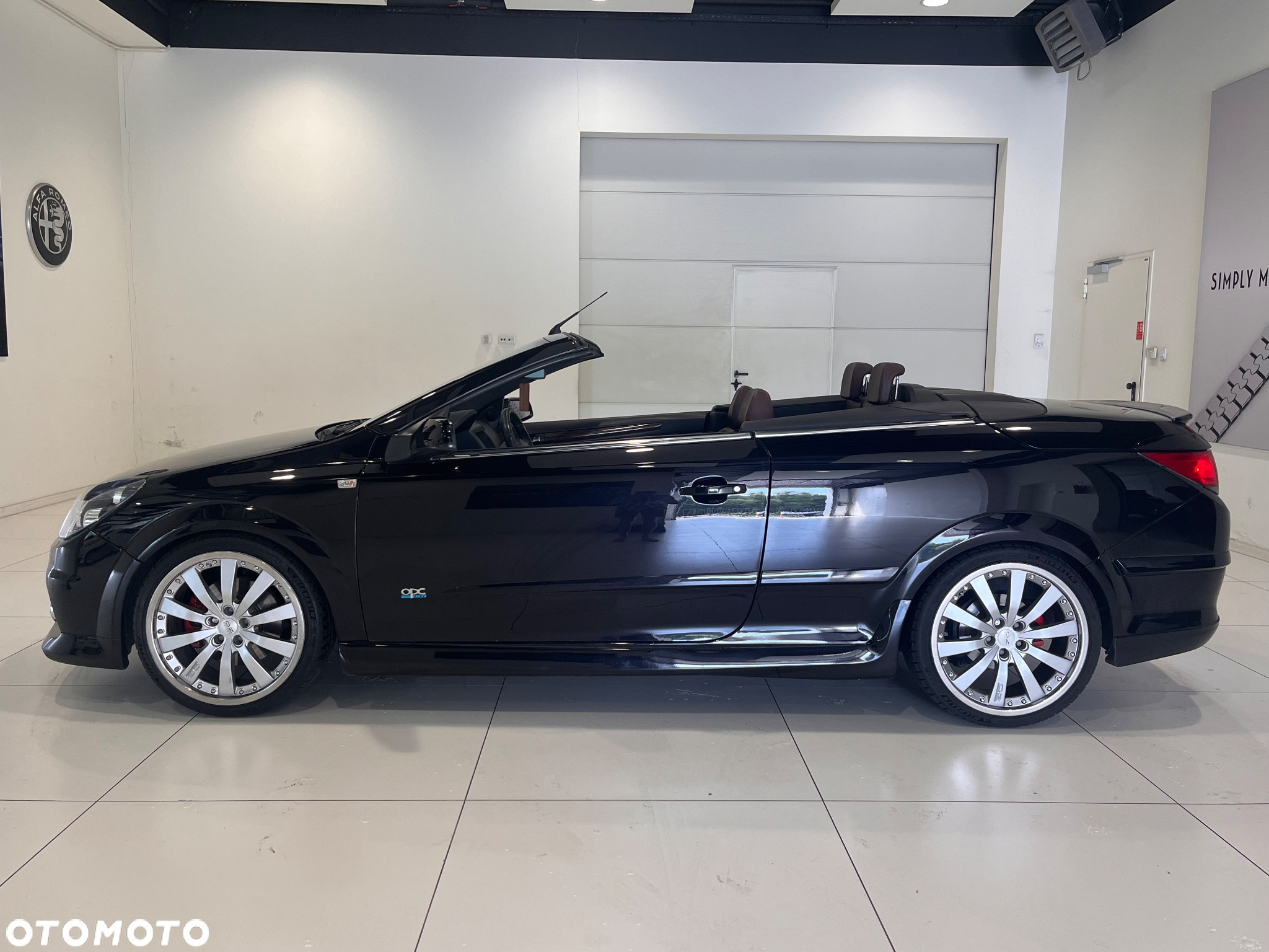 Opel Astra TwinTop 1.9 CDTI Cosmo - 2