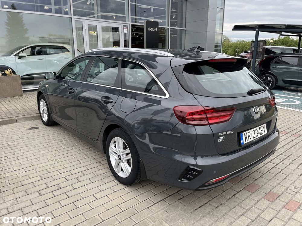 Kia Ceed 1.5 T-GDI M - 5
