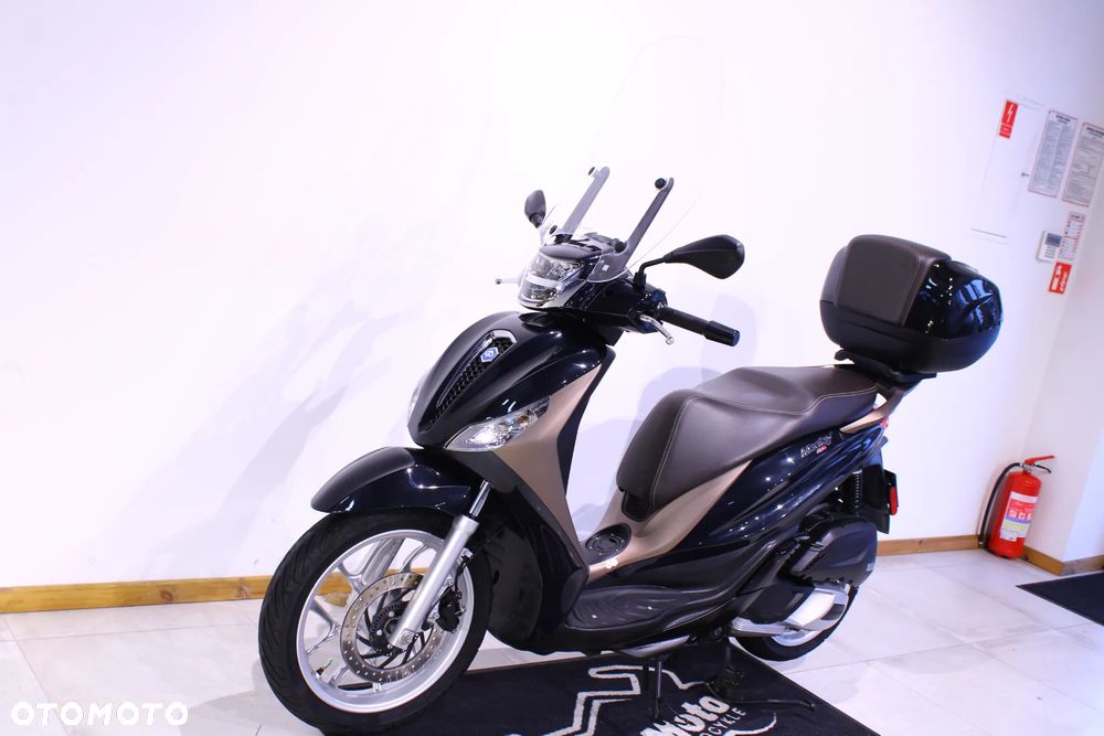 Piaggio Medley - 4