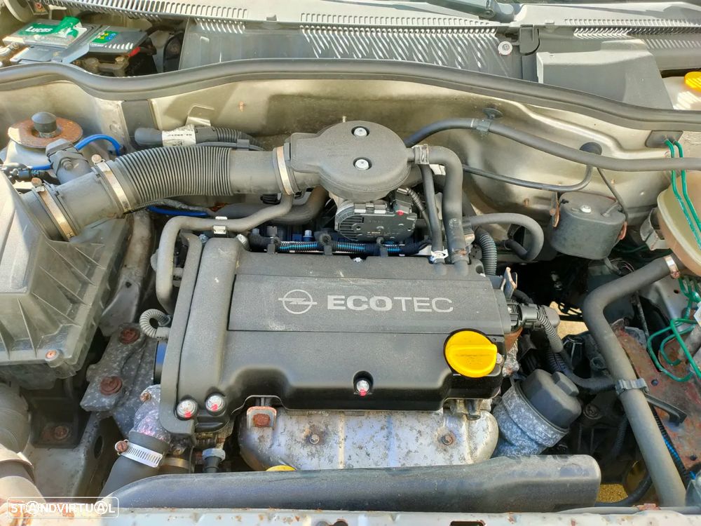 Opel Corsa 1.2 16V Confort - 9