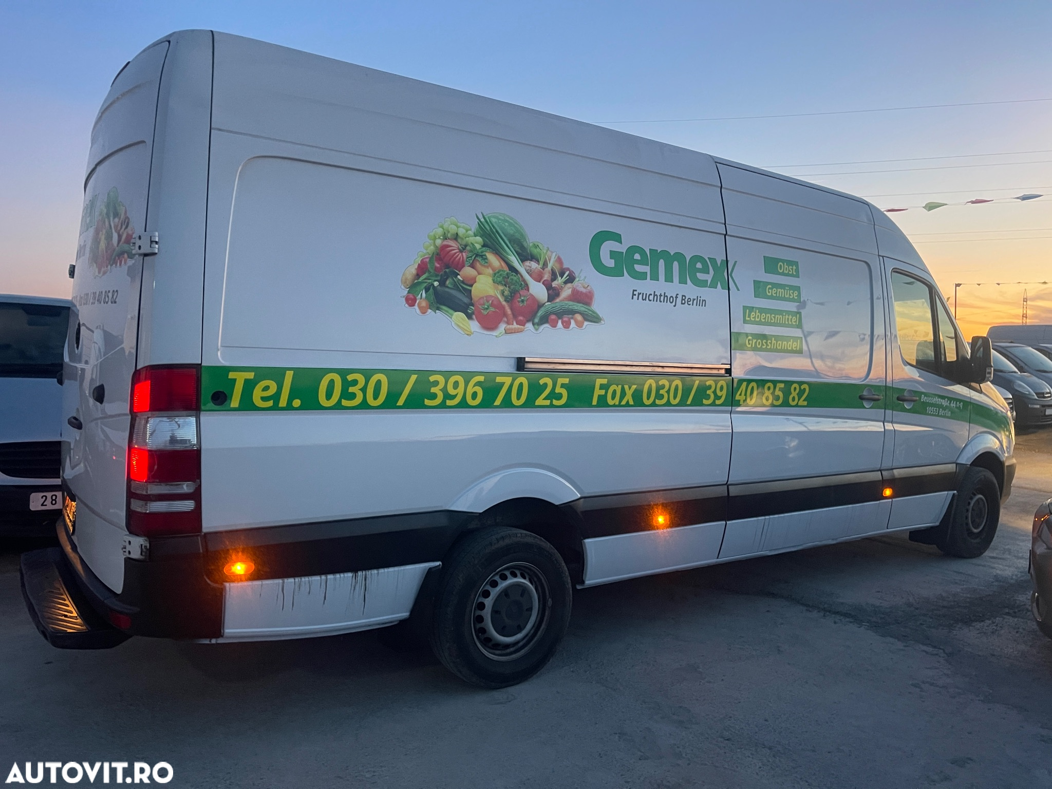 Mercedes-Benz Sprinter - 15