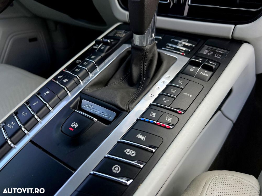 Porsche Macan GTS PDK - 18
