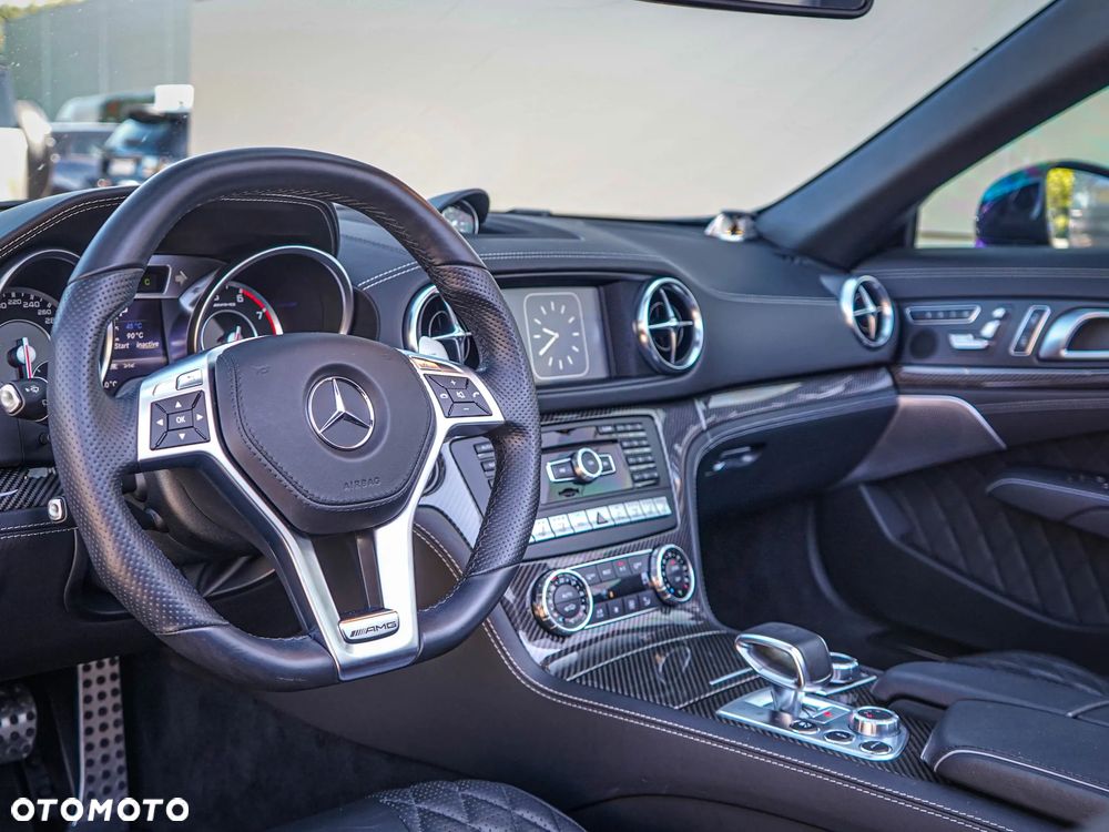 Mercedes-Benz SL 65 AMG - 16
