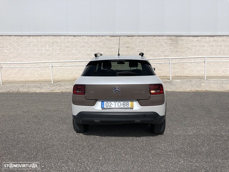 Citroën C4 Cactus 1.2 PureTech Shine EAT6 - 5