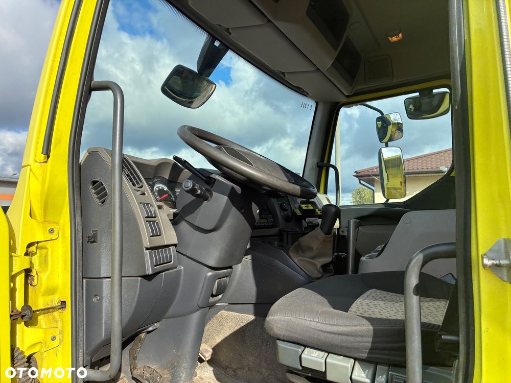 Renault Midlum 240 4x4 - 6