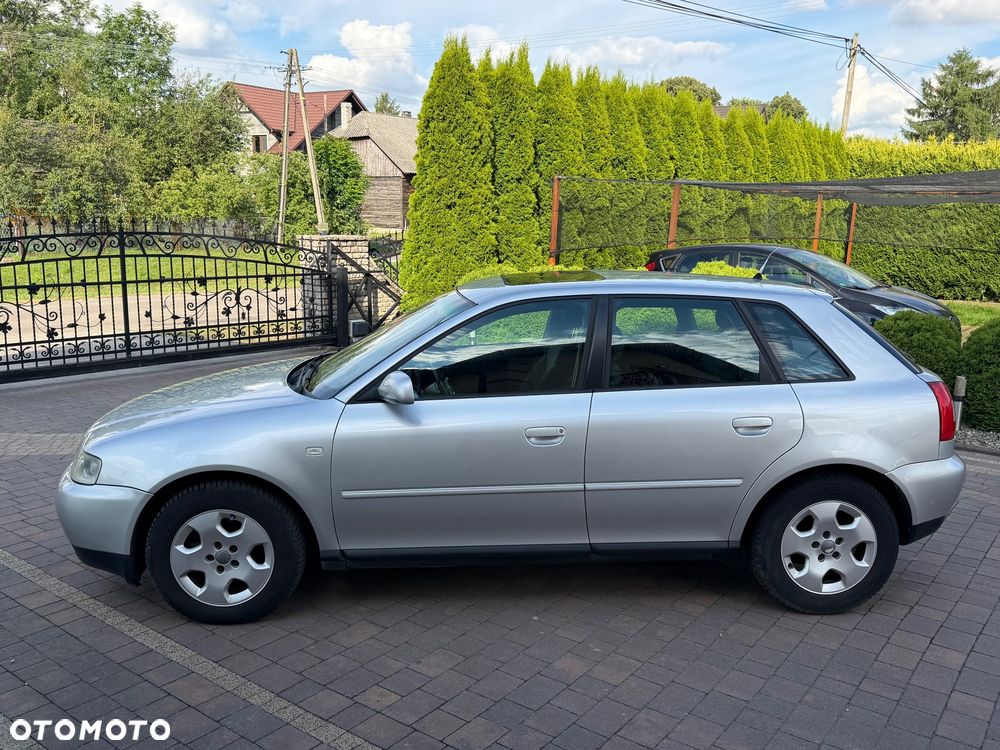 Audi A3 Sportback 1.6 Ambition - 22