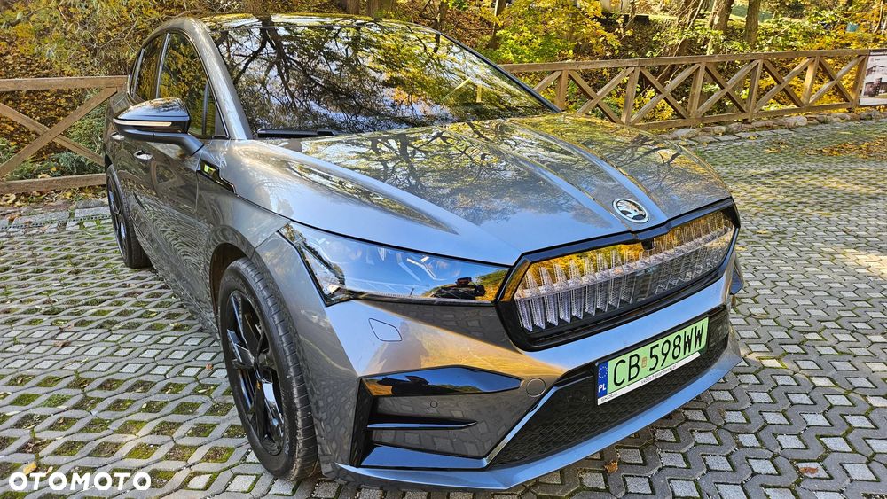 Skoda Enyaq RS 82kWh Advanced - 1