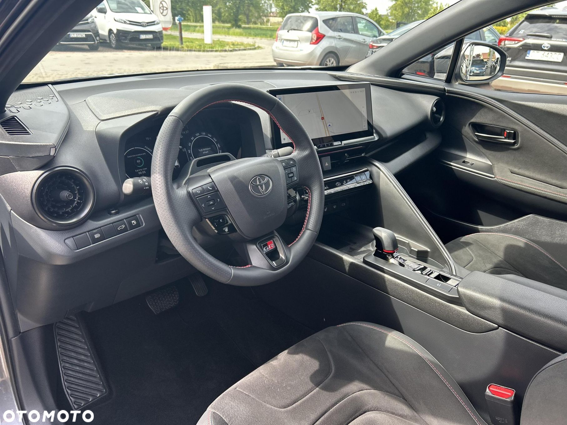 Toyota C-HR - 14