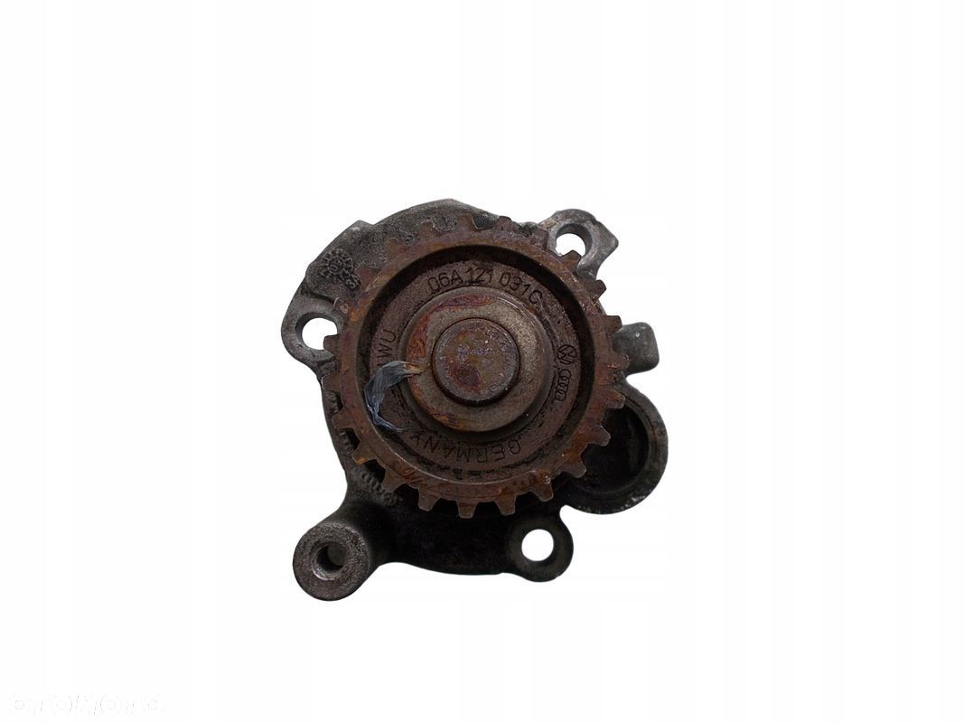 pompa wody 06A121031C A3 A4 Leon Octavia Golf IV - 1