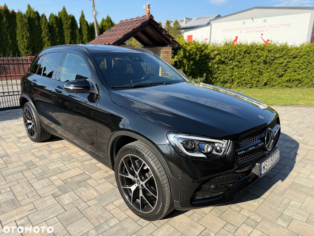 Mercedes-Benz GLC 300 4Matic 9G-TRONIC AMG Line Plus - 5