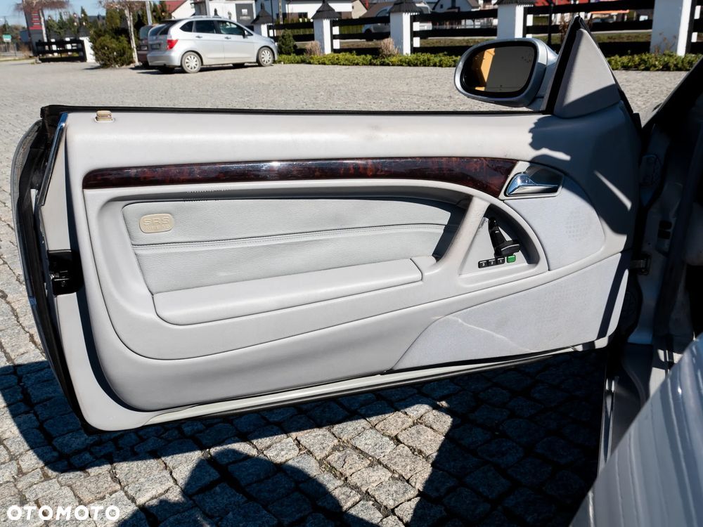 Mercedes-Benz SL 500 - 17