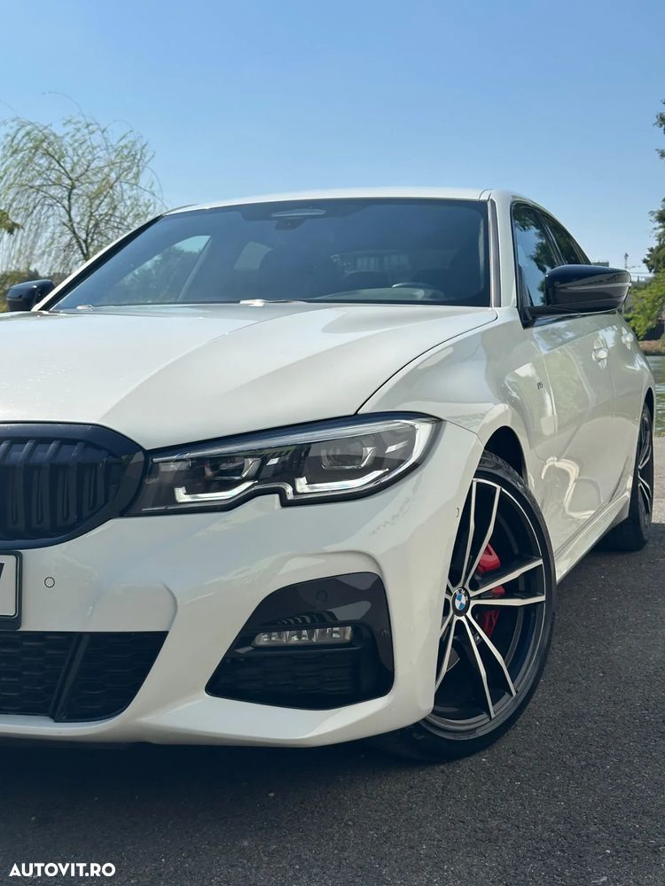 BMW Seria 3 320d xDrive AT MHEV - 2