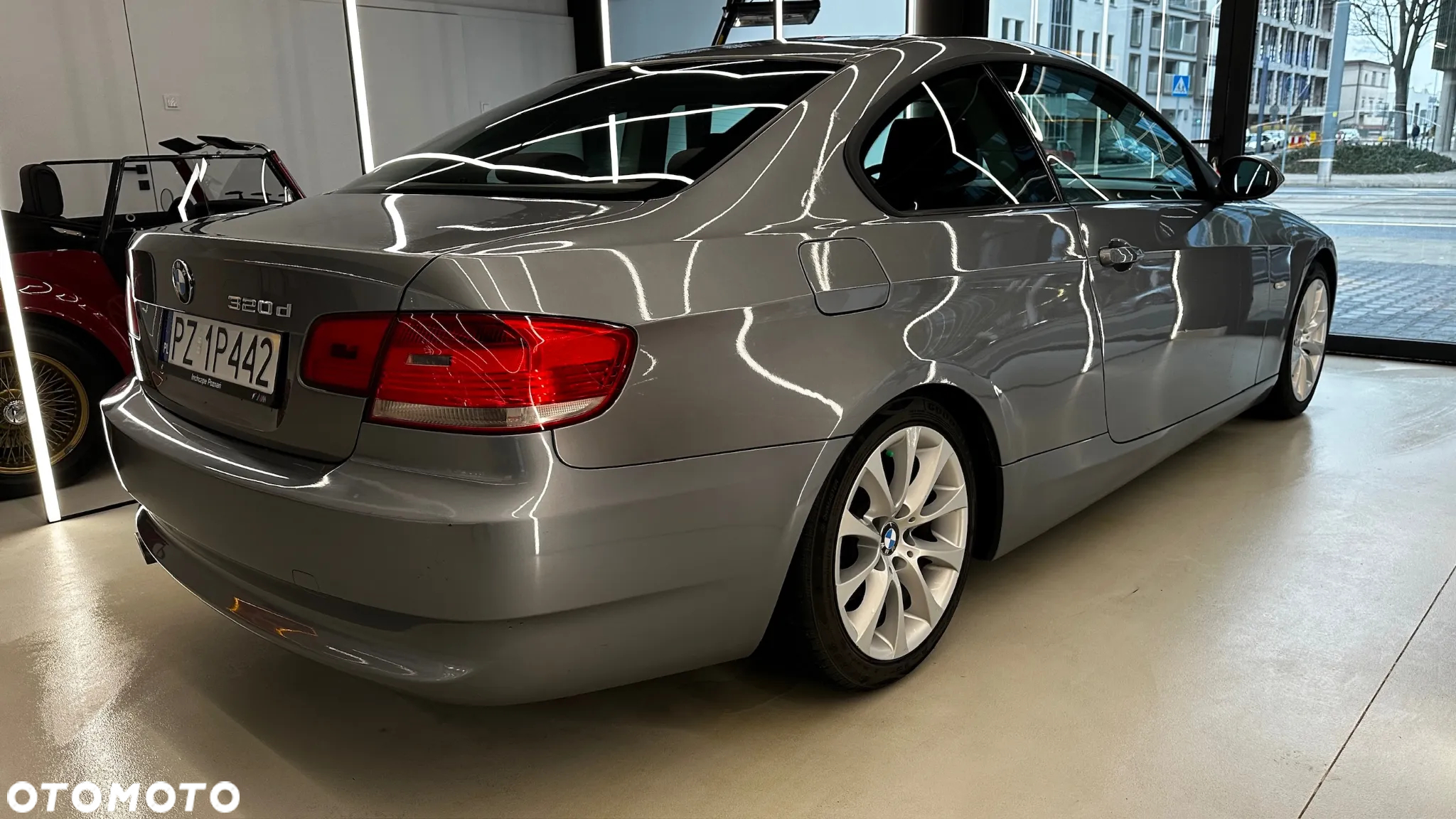 BMW Seria 3 320d Coupe - 13