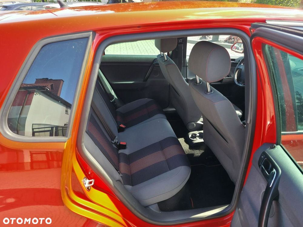 Volkswagen Polo - 8