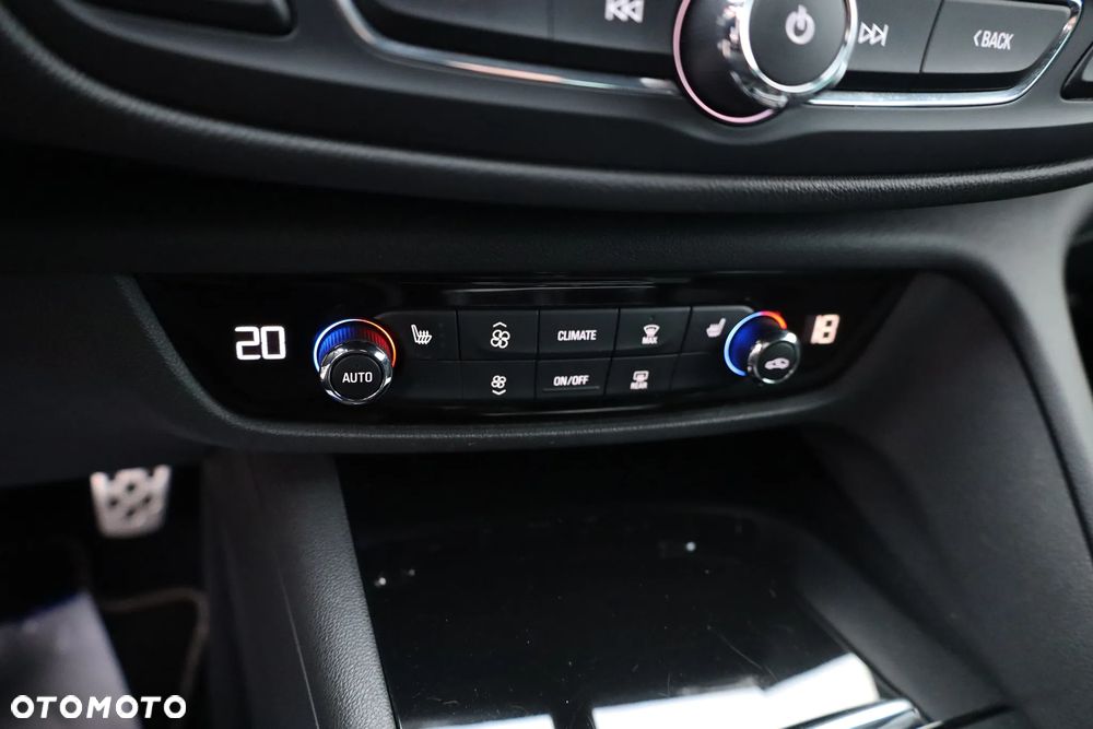 Opel Insignia 1.5 T GPF Innovation S&S - 13