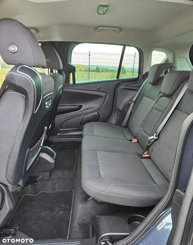 Ford B-MAX 1.6 TDCi Titanium - 22