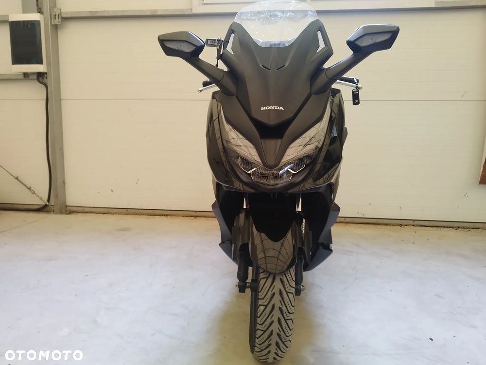 Honda NSS - 2