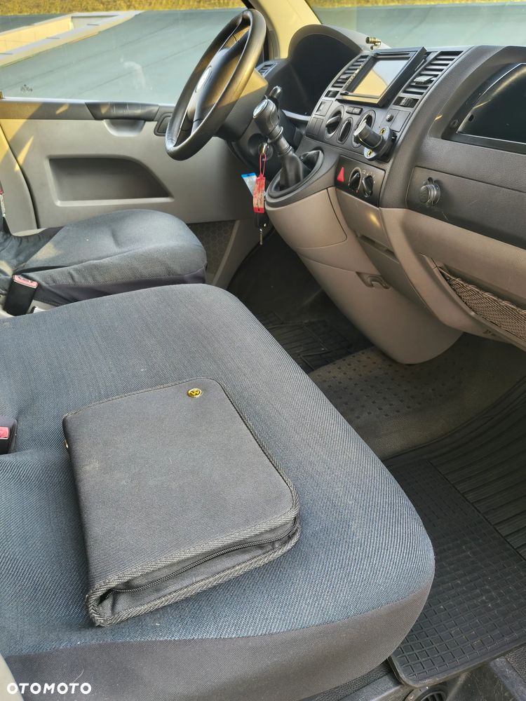 Volkswagen Transporter T5 - 14