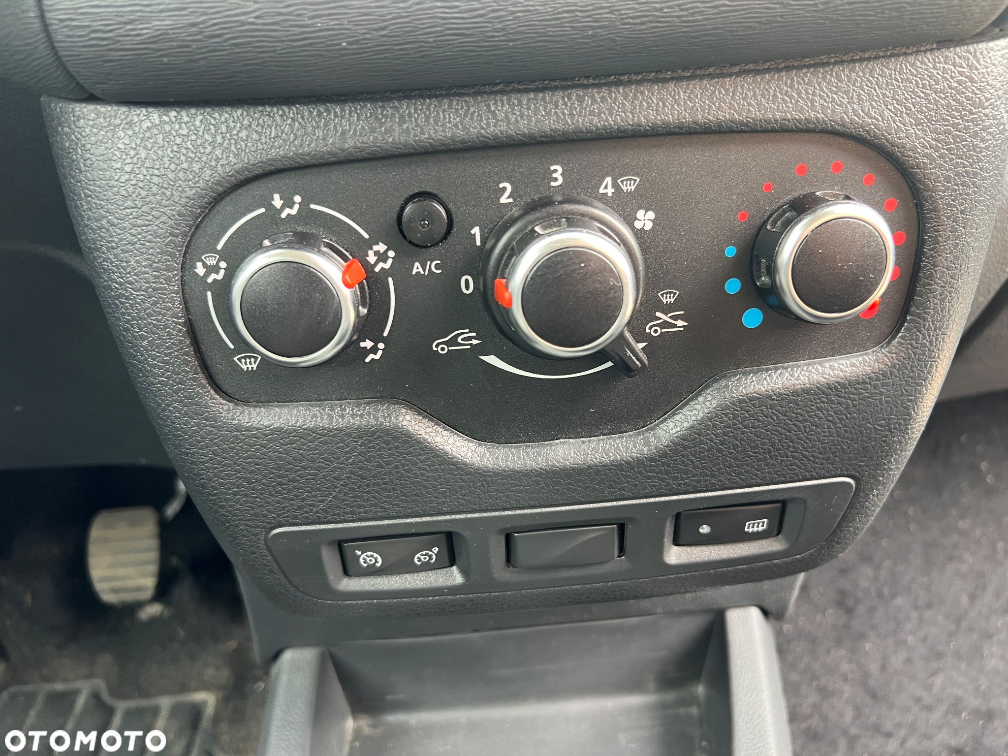 Dacia Lodgy 1.5 Blue dCi Stepway Comfort S&S - 10