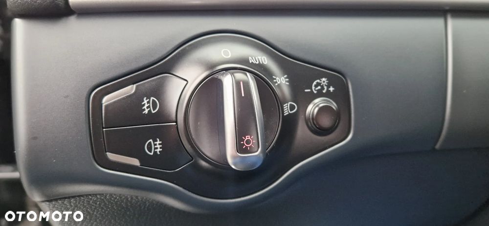 Audi S4 Avant S tronic - 17