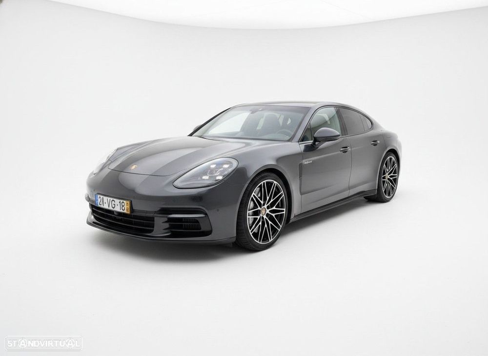 Porsche Panamera 4 E-Hybrid Platinum Edition - 1
