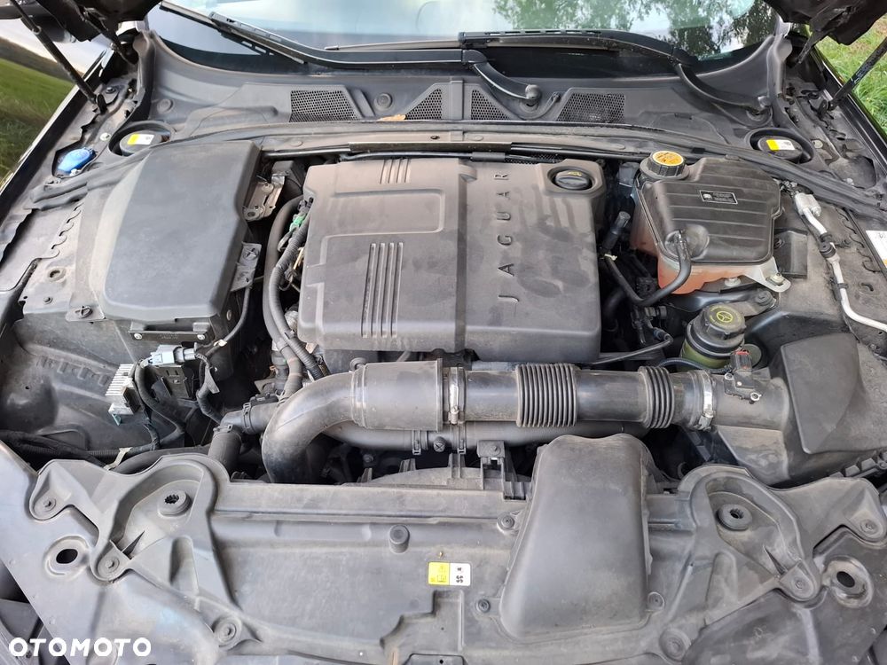 Jaguar XF 2.2 - 20