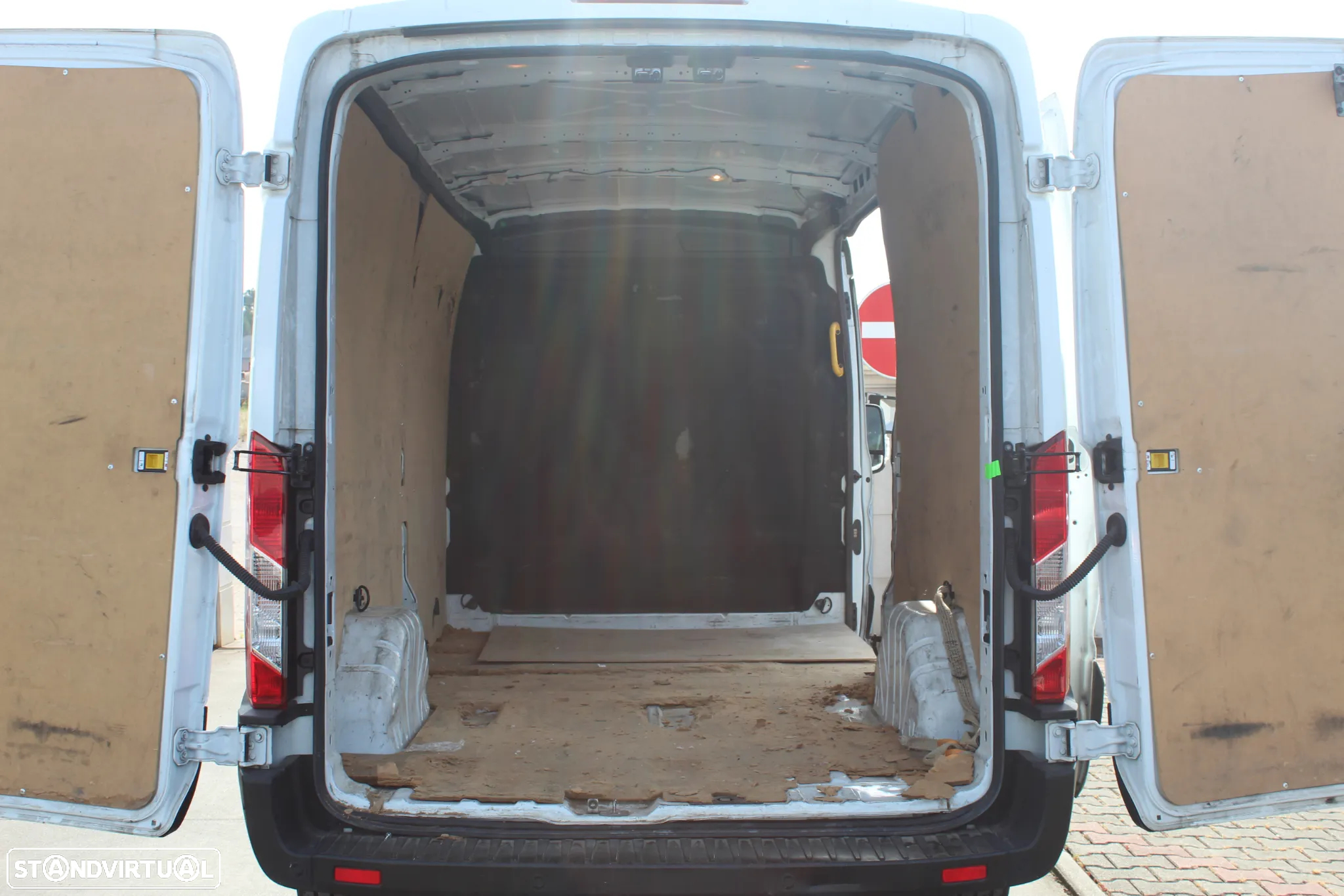 Ford Transit 2.0 TDCi L3H2 - 8