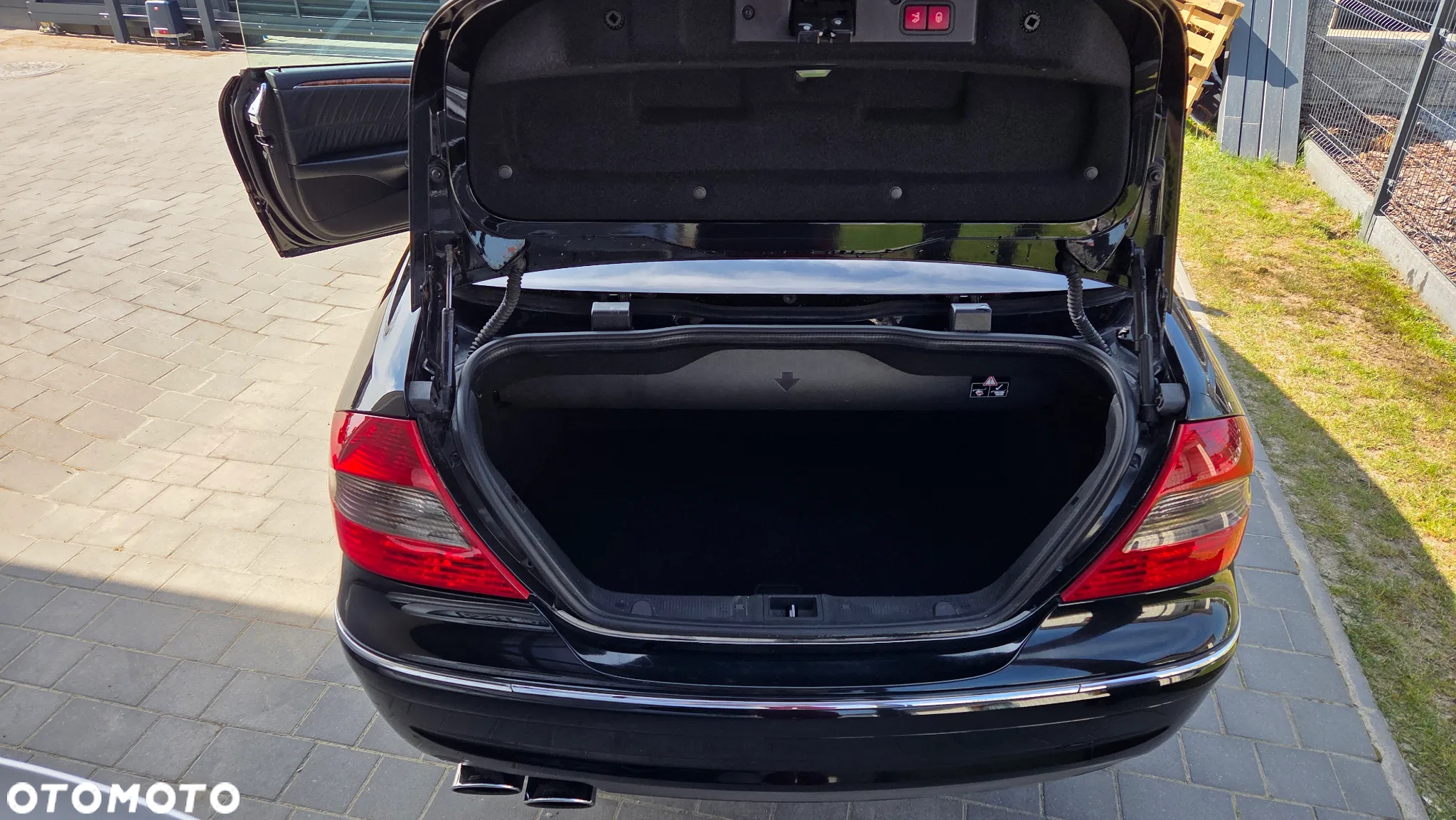 Mercedes-Benz CLK - 18