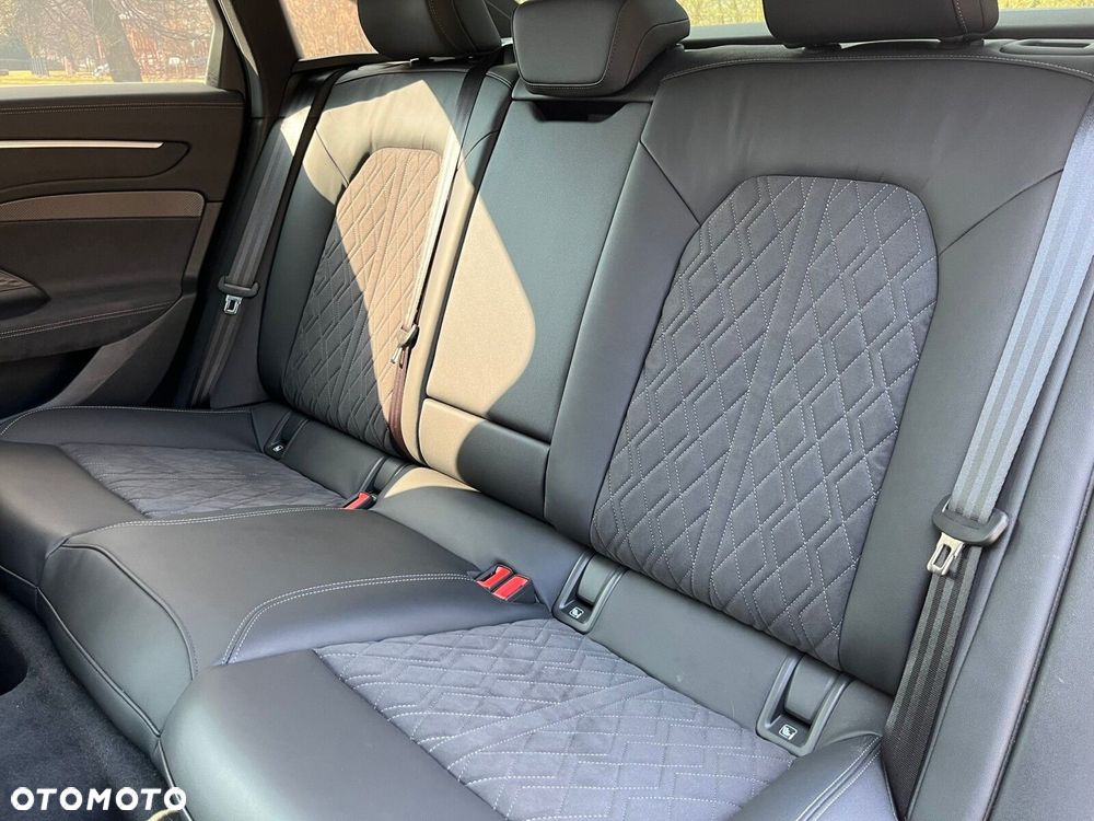 Audi A6 Limousine - 13