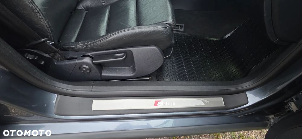 Audi A4 Avant 3 - 13