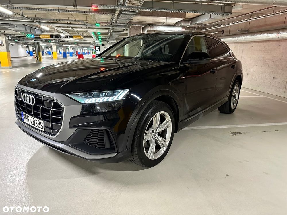 Audi Q8 - 2