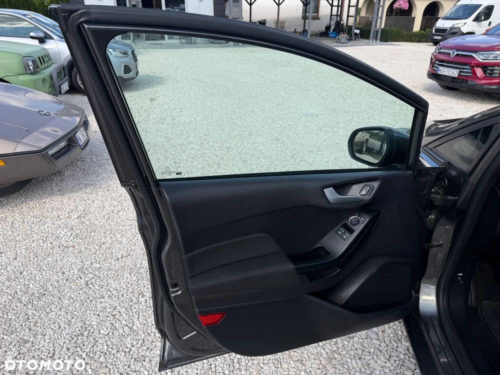 Ford Fiesta 1.1 SYNC Edition - 16