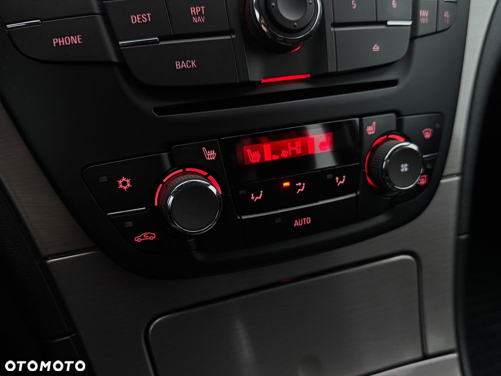 Opel Insignia 1.6 Design Edition - 27