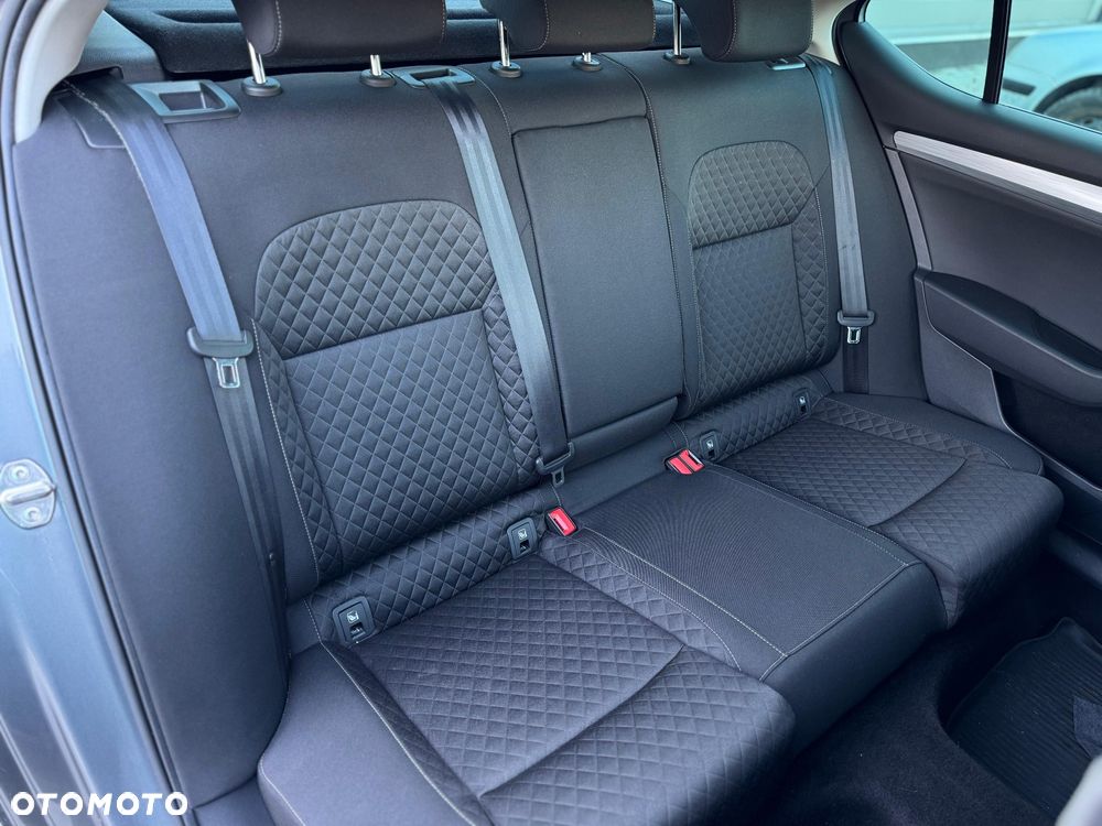 Skoda Superb 2.0 TDI SCR Ambition DSG - 25