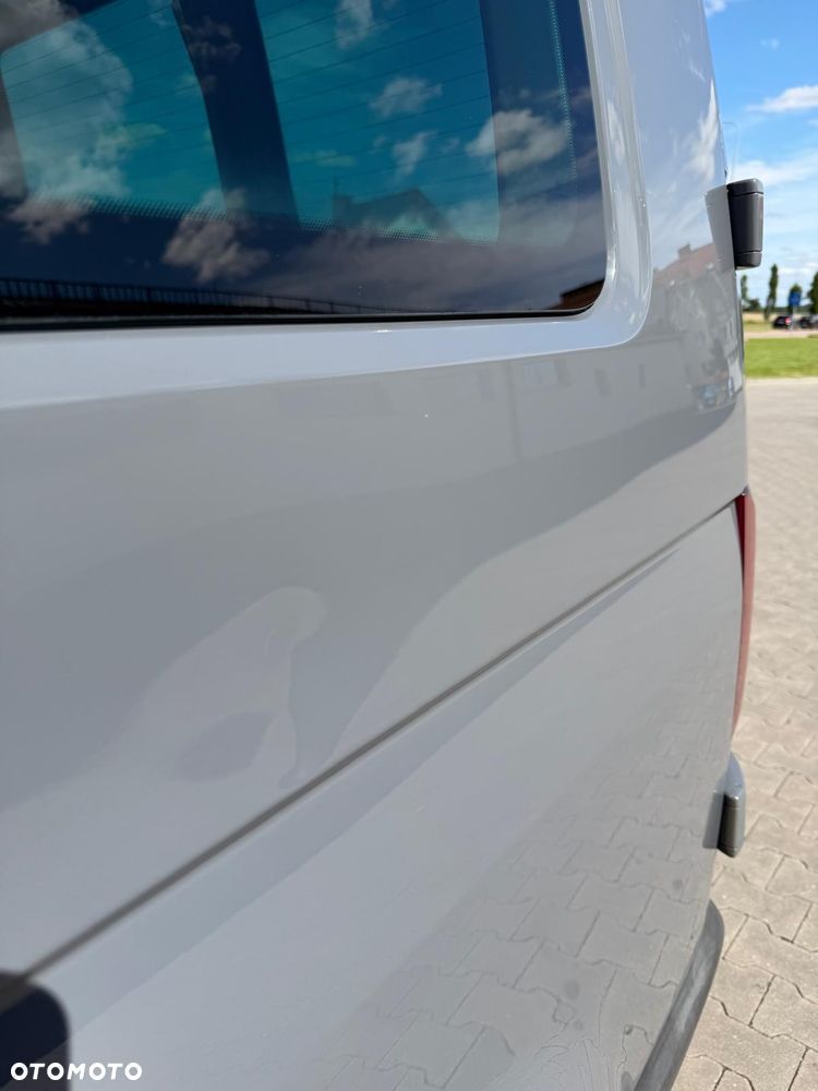 Volkswagen Caravelle 2.0 TDI L2 Highline - 21