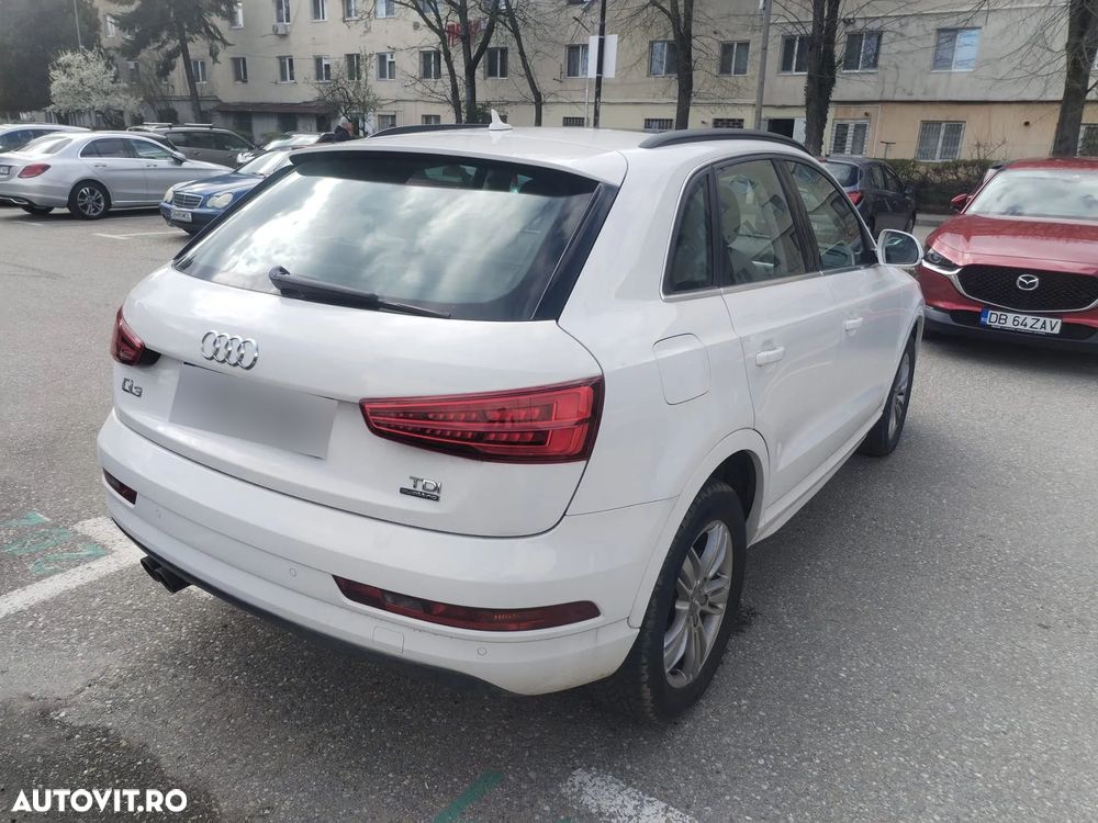 Audi Q3 2.0 TDI Quattro S tronic - 11