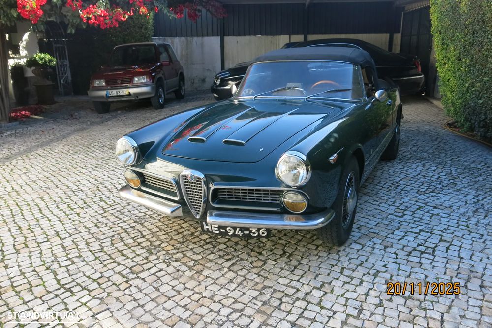 Alfa Romeo Spider - 1
