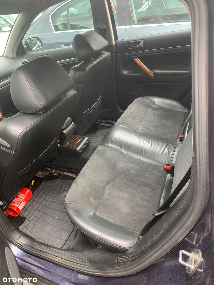Volkswagen Passat 1.9 TDI - 11
