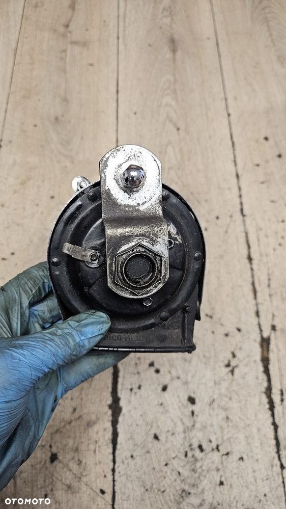 Chromowana osłona klakson Harley Davidson - 8